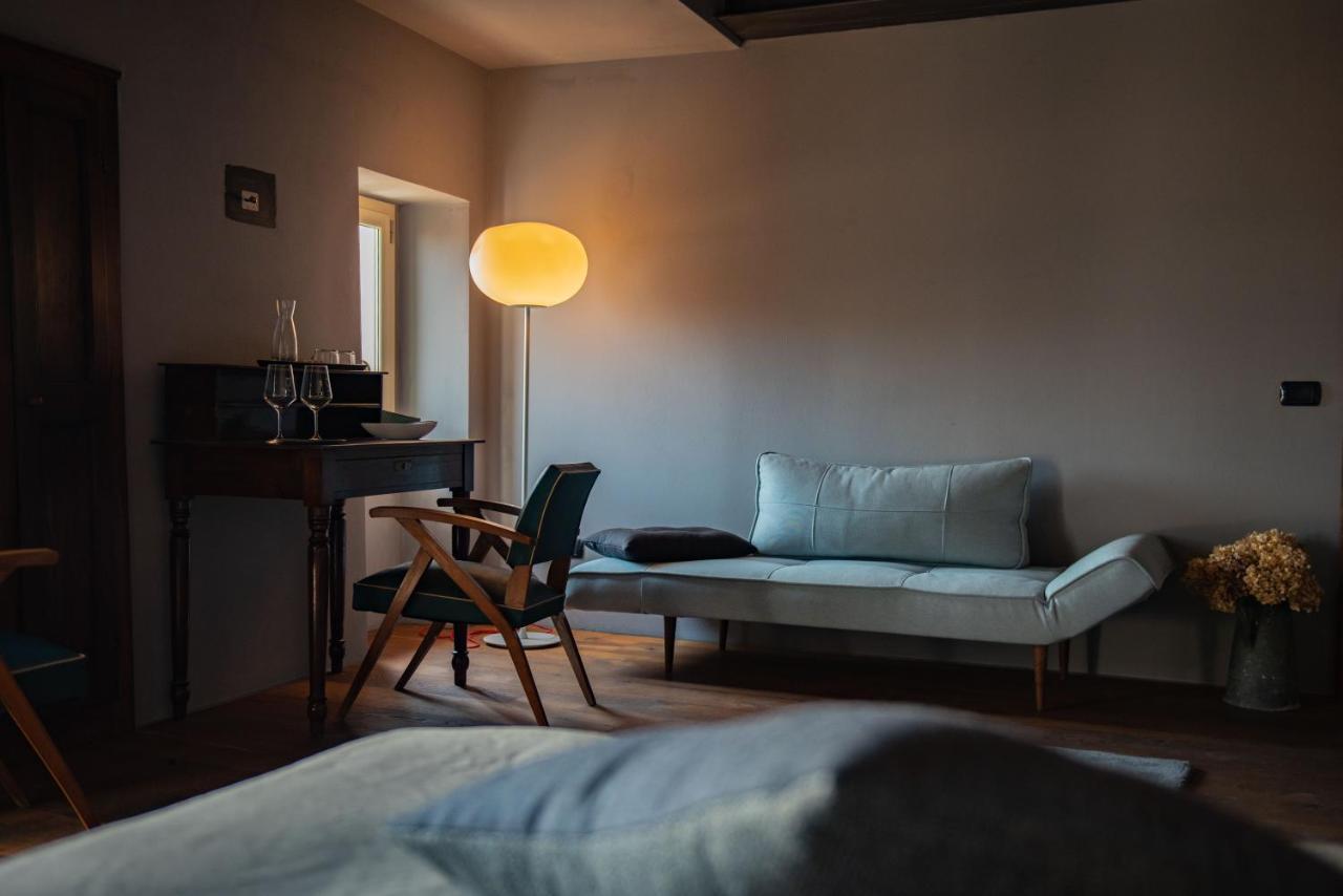 Boutique Hotel Al Palazzo Rosso Neive Exteriör bild
