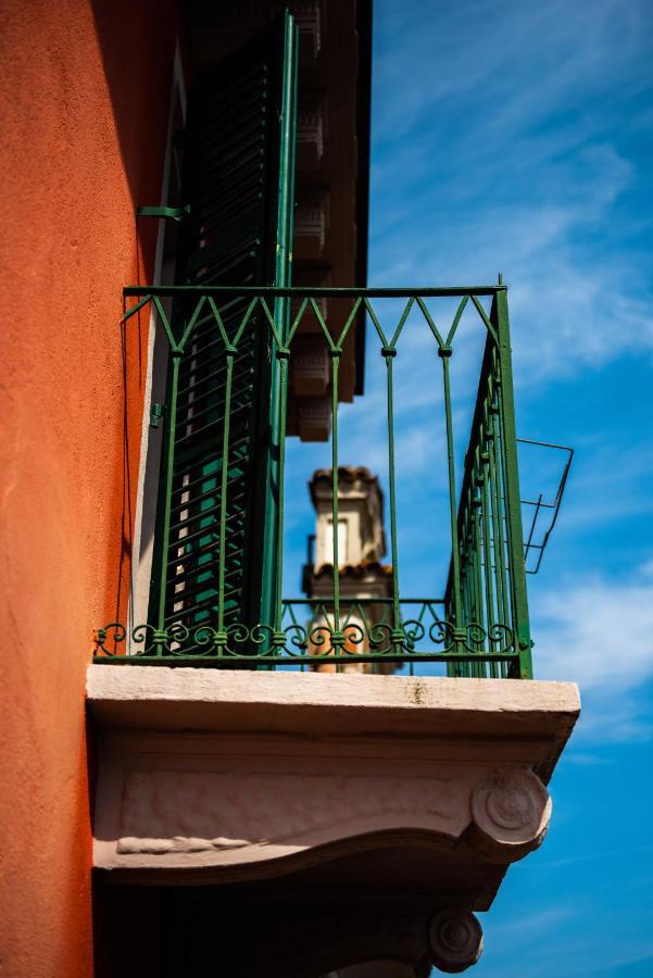 Boutique Hotel Al Palazzo Rosso Neive Exteriör bild
