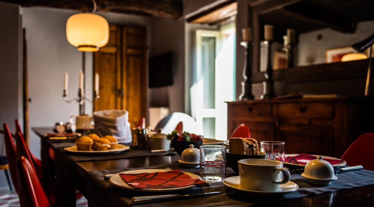Boutique Hotel Al Palazzo Rosso Neive Exteriör bild